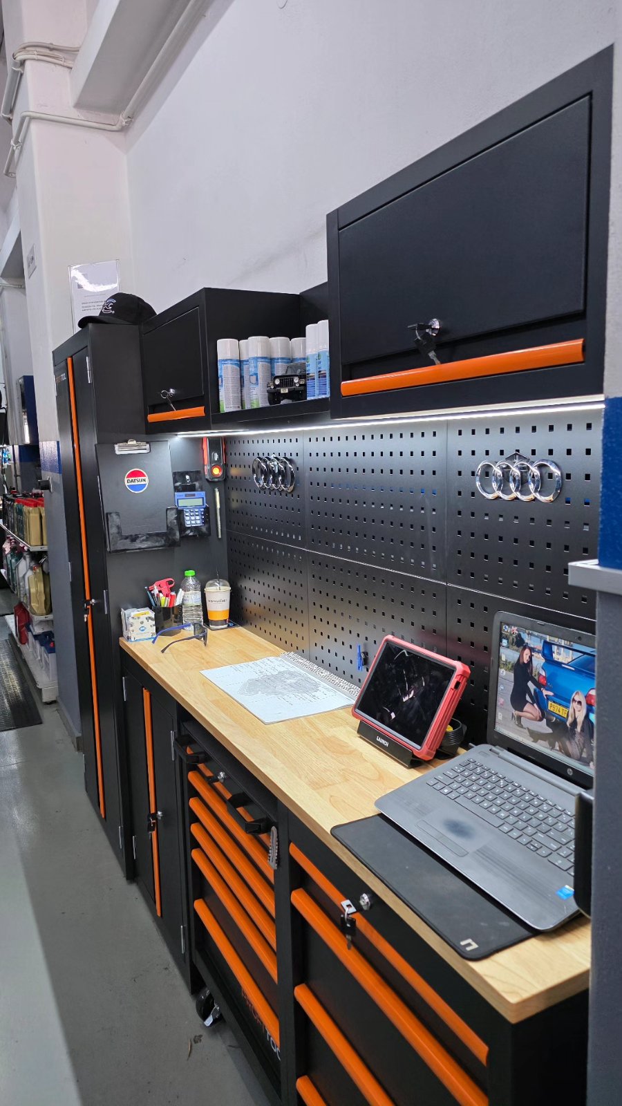 Crafting Captivating Headlines: Your awesome post title goes here Crafting Captivating Headlines: Your awesome post title goes here